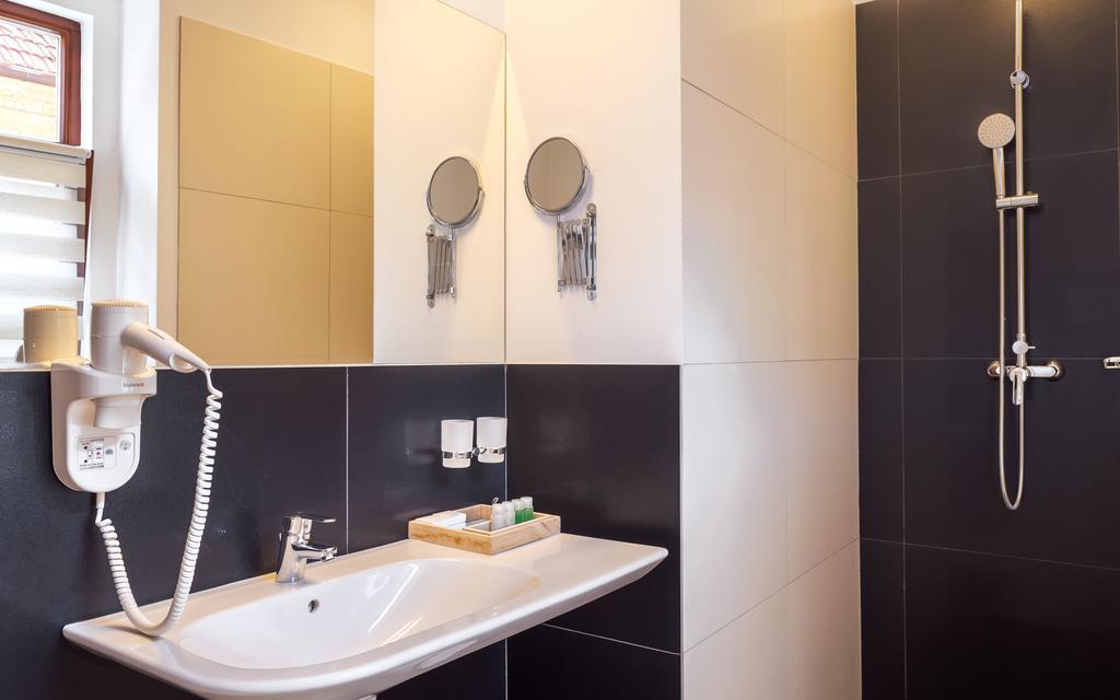 Antler Boutique Hotel Braşov Eksteriør billede